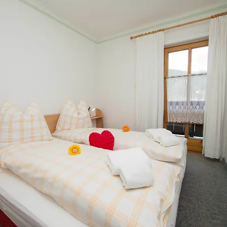 Seeappartement Kitzsteinhorn شقة *
